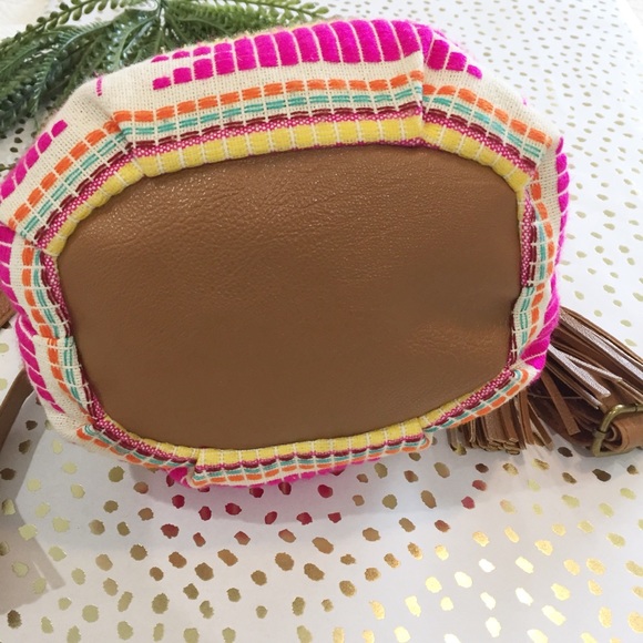 Boho Bucket Bag - Picture 3 of 6